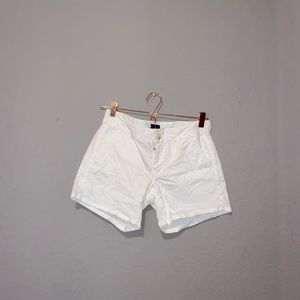 White shorts American eagle